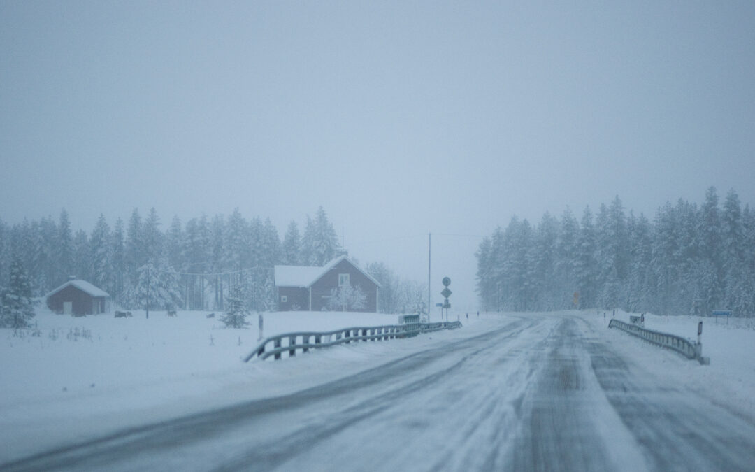 How to Drive Safely Through Snow and Ice in Virginia